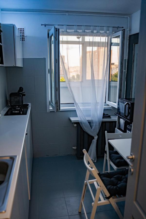 Modern 1 Bedroom Apartment In Bucharest Center! Экстерьер фото