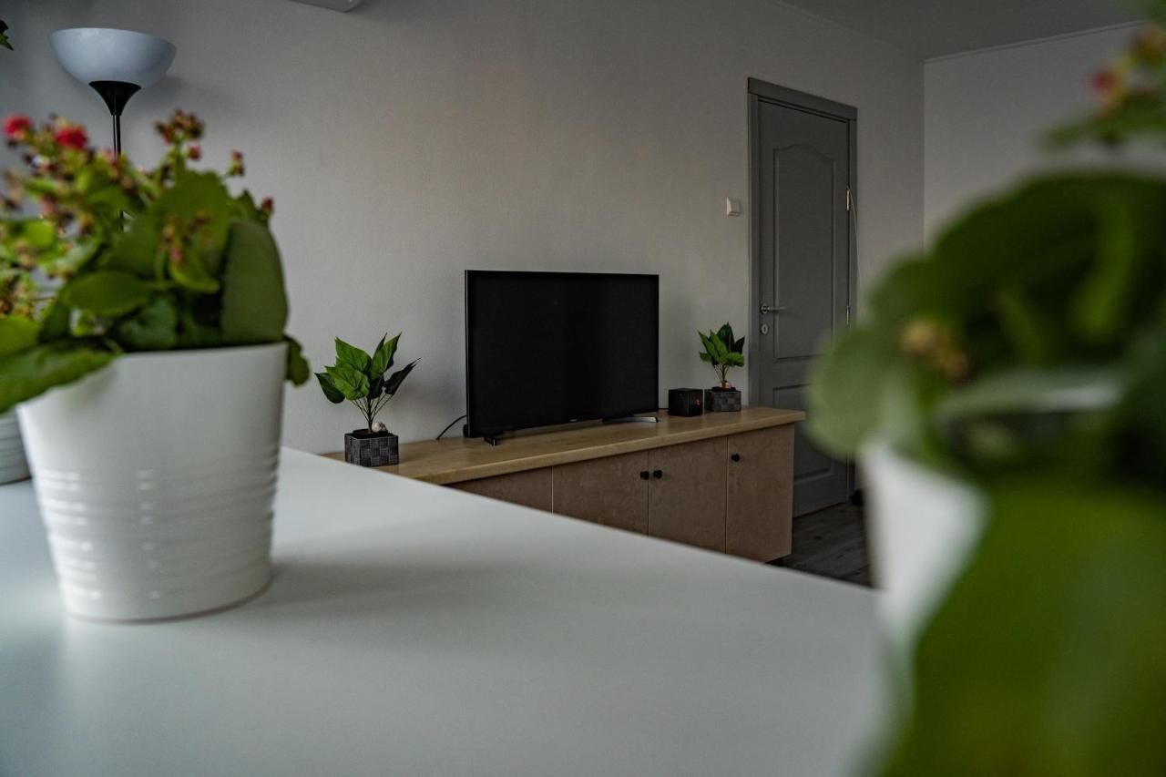 Modern 1 Bedroom Apartment In Bucharest Center! Экстерьер фото